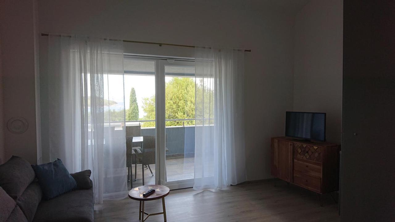 Irena Apartment Đảo Đảo Cres Ngoại thất bức ảnh