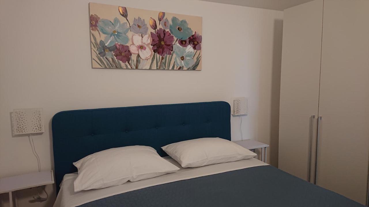 Irena Apartment Đảo Đảo Cres Ngoại thất bức ảnh