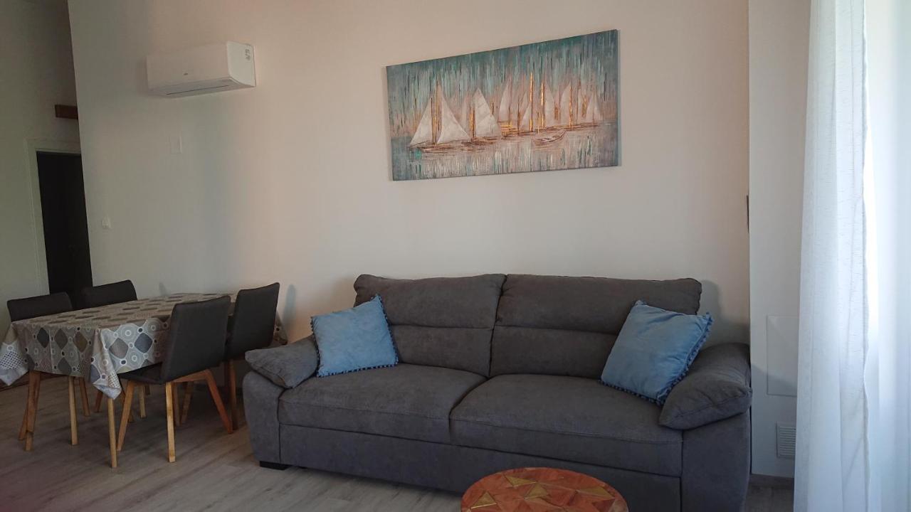 Irena Apartment Đảo Đảo Cres Ngoại thất bức ảnh